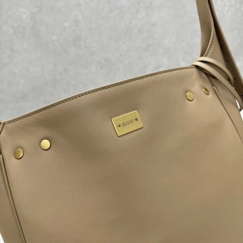 Sustainable Balenciaga Hobo Bags 55804
