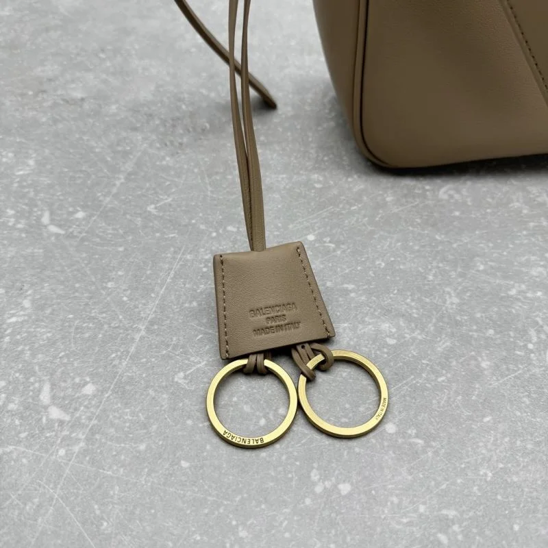 Sustainable Balenciaga Hobo Bags 55804