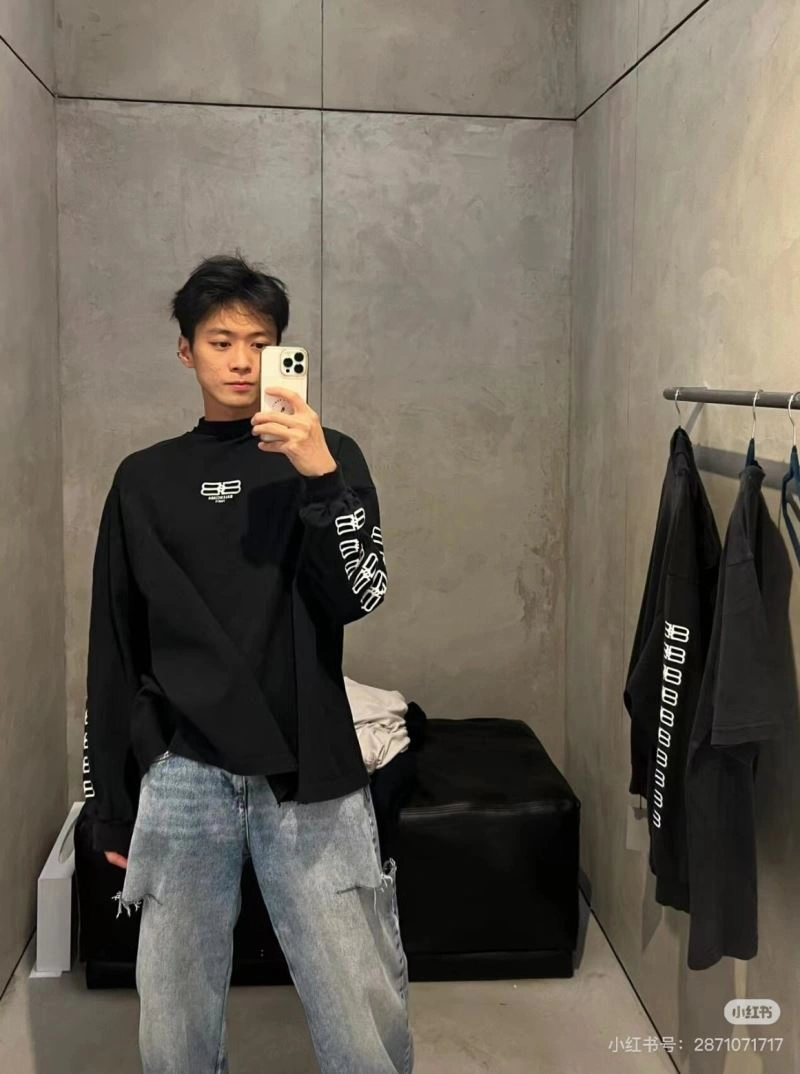 Balenciaga Hoodies Affordable 98231