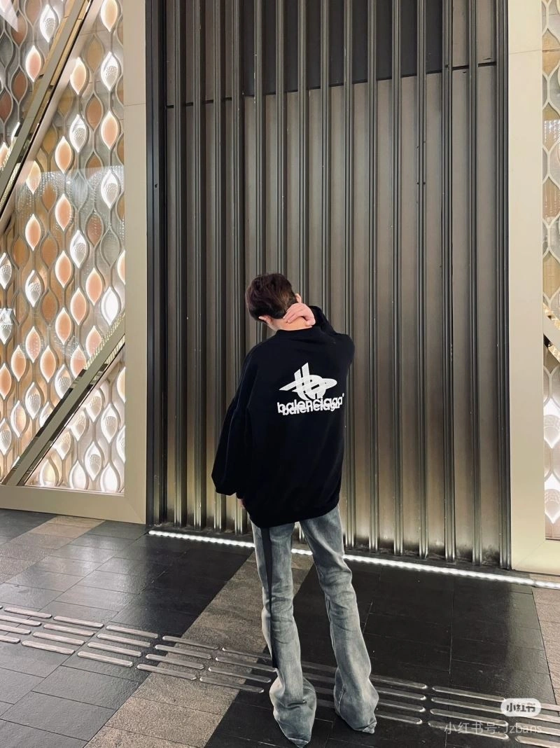 Balenciaga Hoodies Unique 98234
