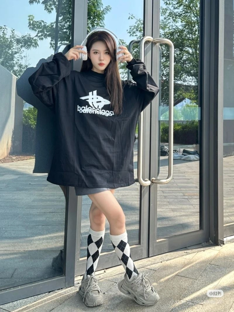 Balenciaga Hoodies Unique 98234
