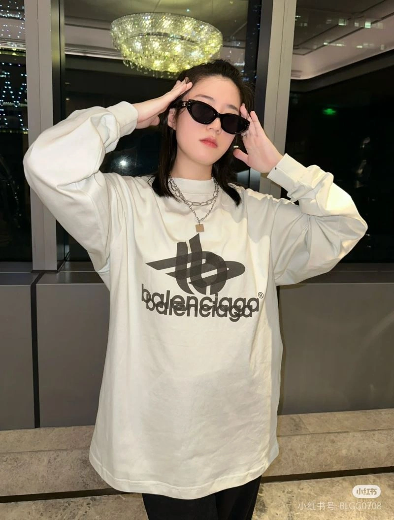 SunProtective Balenciaga Hoodies 98235