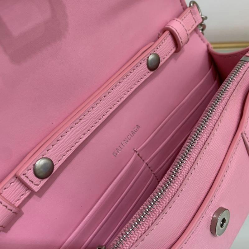 Contemporary Balenciaga Hourglass Chain Bag with Diamond B Buckle 78639