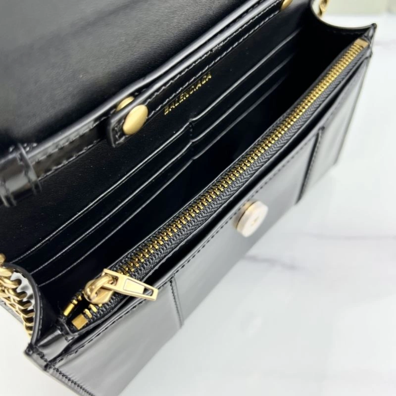 Balenciaga Hourglass Chain Crossbody Bag - Petite B-Shaped Elegance FashionForward 78645
