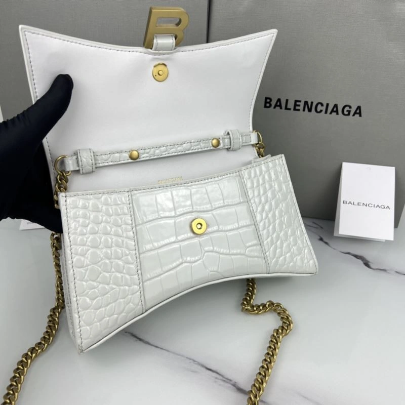Seasonal Balenciaga Hourglass Chain Crossbody Bag - Petite B-Shaped Elegance 78656