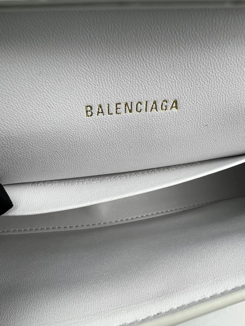 Seasonal Balenciaga Hourglass Chain Crossbody Bag - Petite B-Shaped Elegance 78656