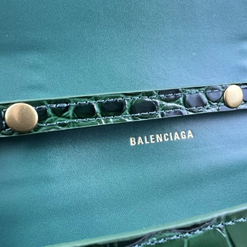 Balenciaga Hourglass Chain Crossbody Bag - Petite Elegance Redefined Effortless 78650