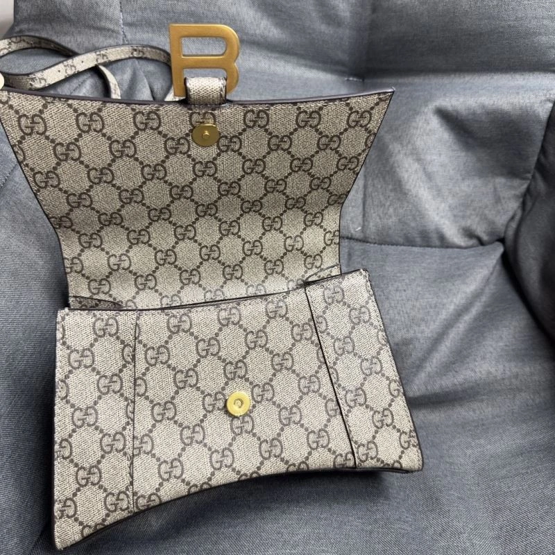 Balenciaga Hourglass Moon Bag - S Size Cowhide Elegance Resilient 70022