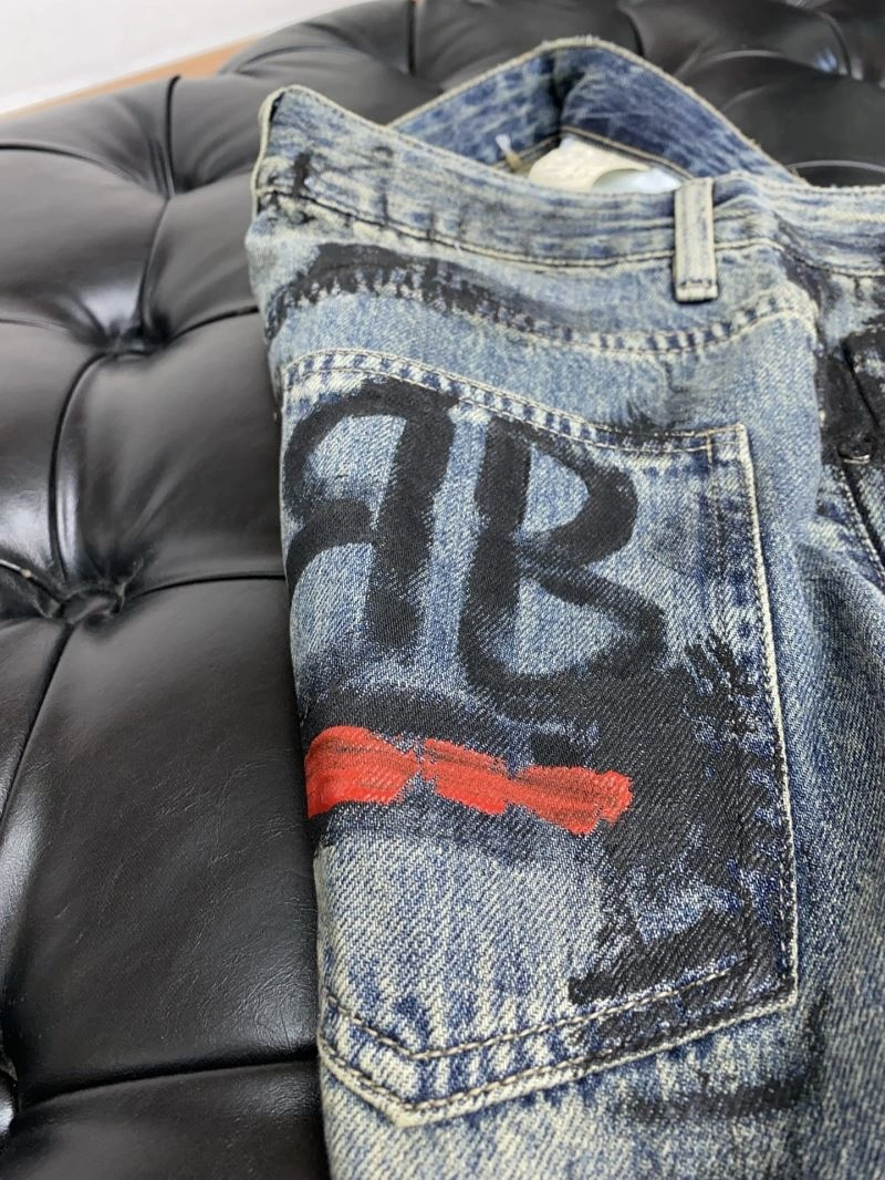 ComfortFit Balenciaga Jeans 97755