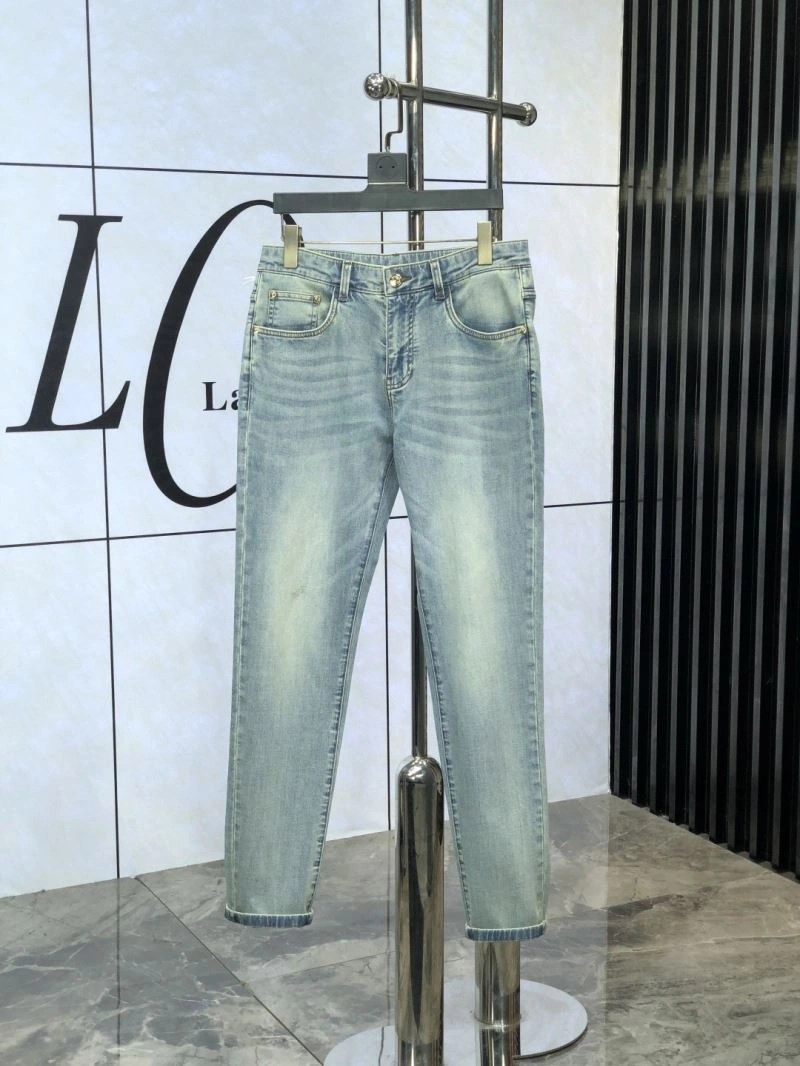 Unique Balenciaga Jeans 97781