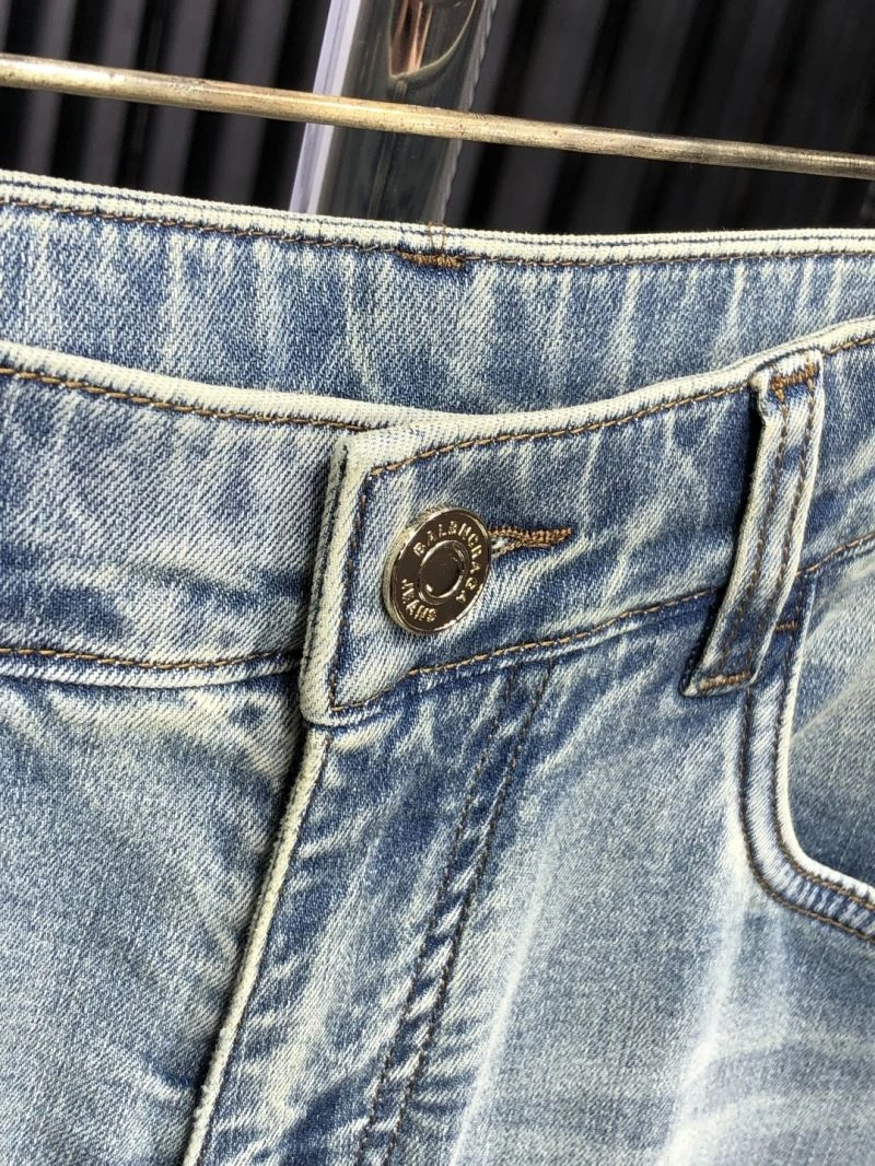 Unique Balenciaga Jeans 97781