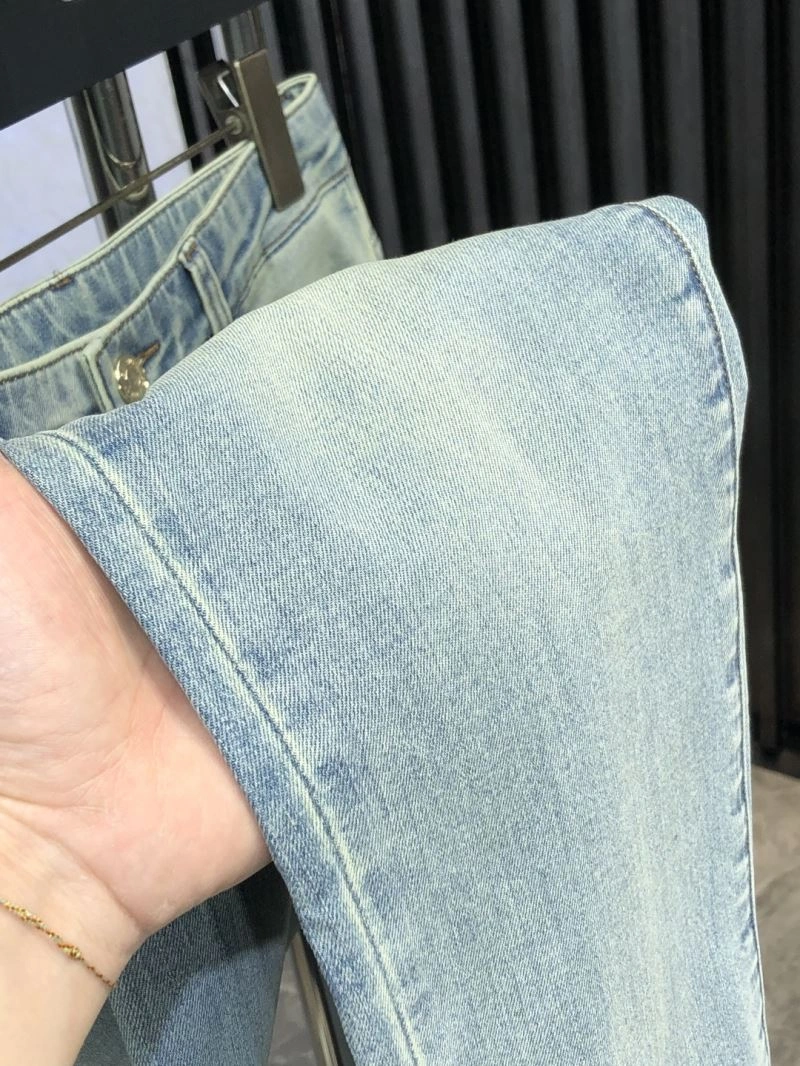 Unique Balenciaga Jeans 97781