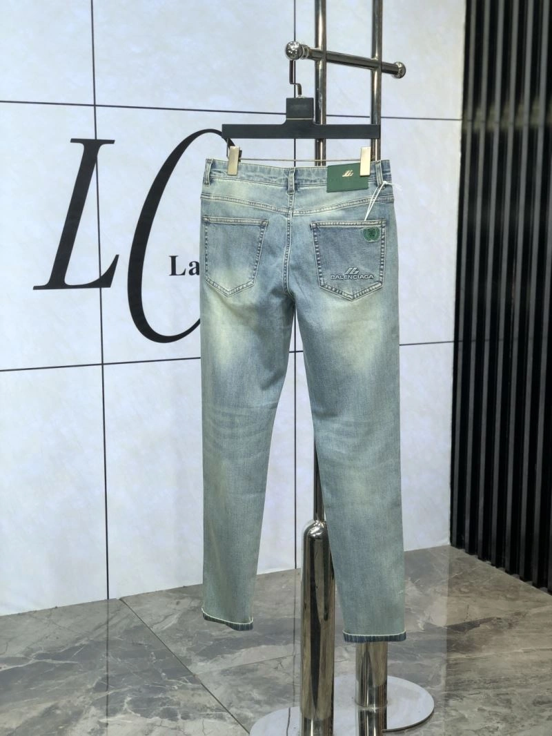 Unique Balenciaga Jeans 97781