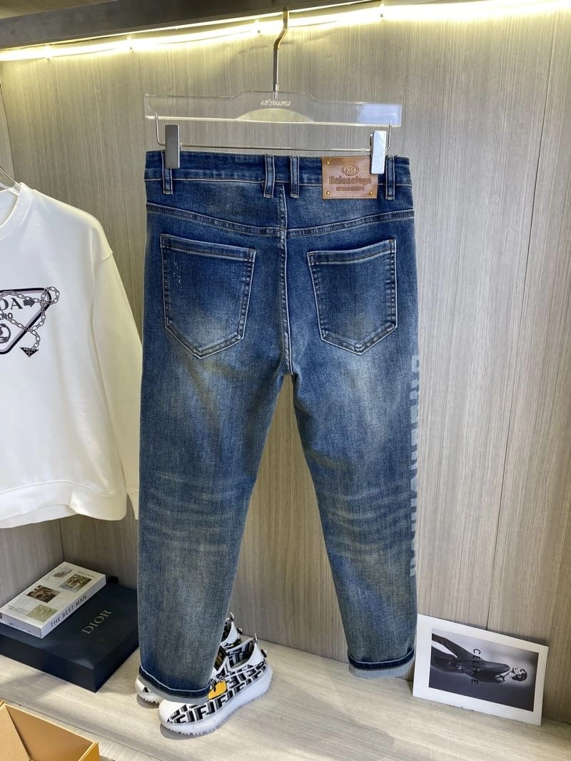 Durable Balenciaga Jeans 97712