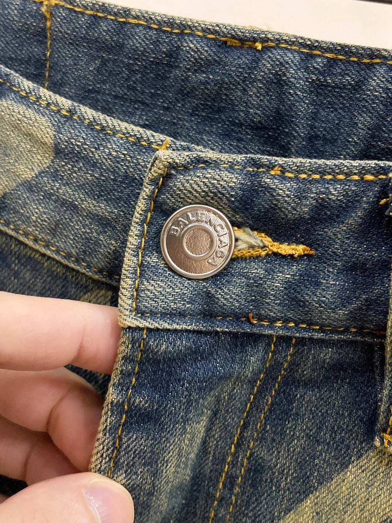 EyeCatching Balenciaga Jeans 97110