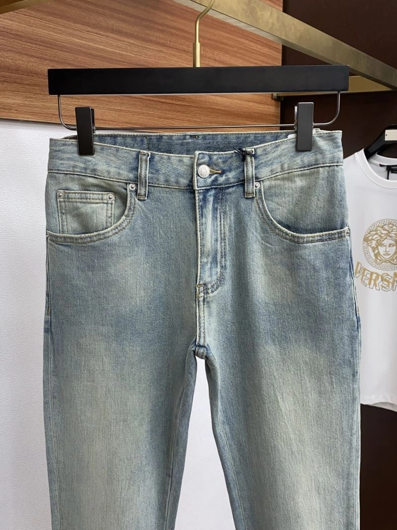 ComfortFit Balenciaga Jeans 96871