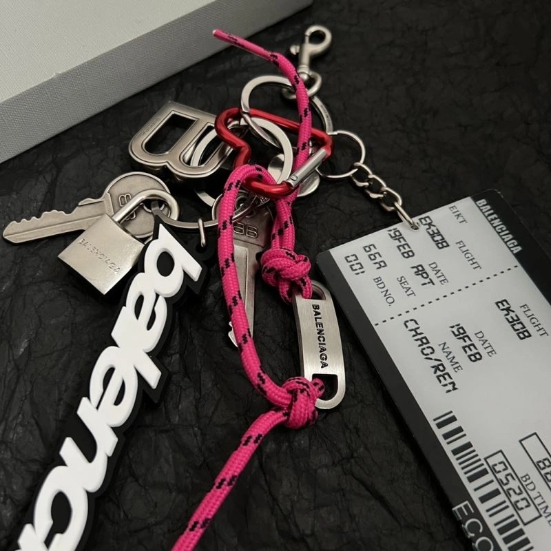 Balenciaga Keychains ModernLook 265884