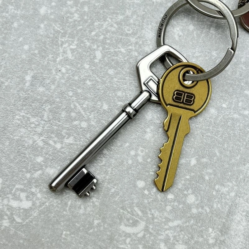Bright Balenciaga Keys 64361