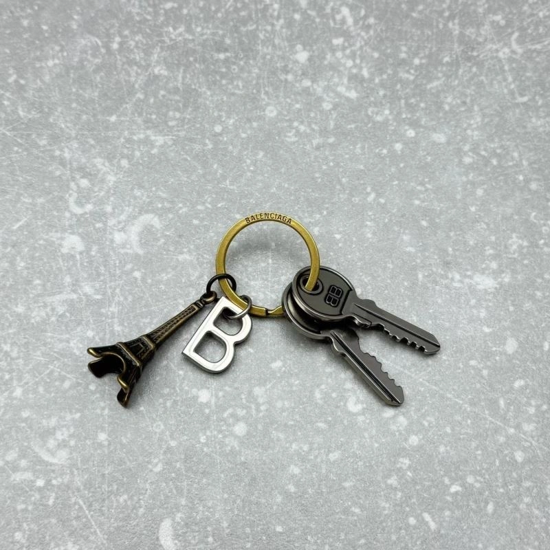 Sporty Balenciaga Keys 64321