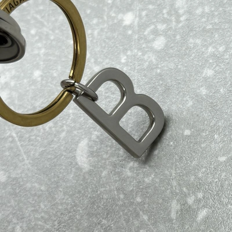 Sporty Balenciaga Keys 64321