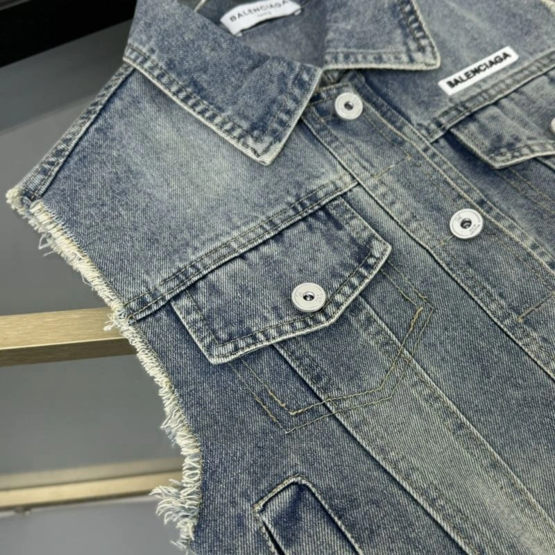 Balenciaga Kids Youthful 96600