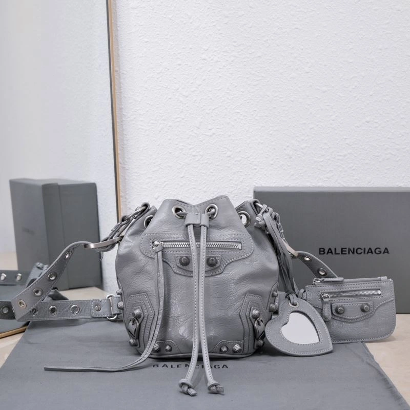SmartChoice Balenciaga Le Cagole  Cracked Lambskin Bucket Bag 75354