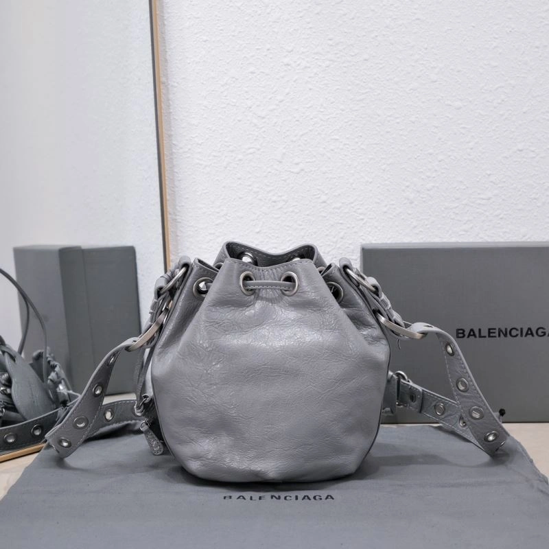 SmartChoice Balenciaga Le Cagole  Cracked Lambskin Bucket Bag 75354