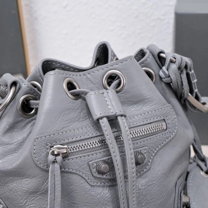 SmartChoice Balenciaga Le Cagole  Cracked Lambskin Bucket Bag 75354