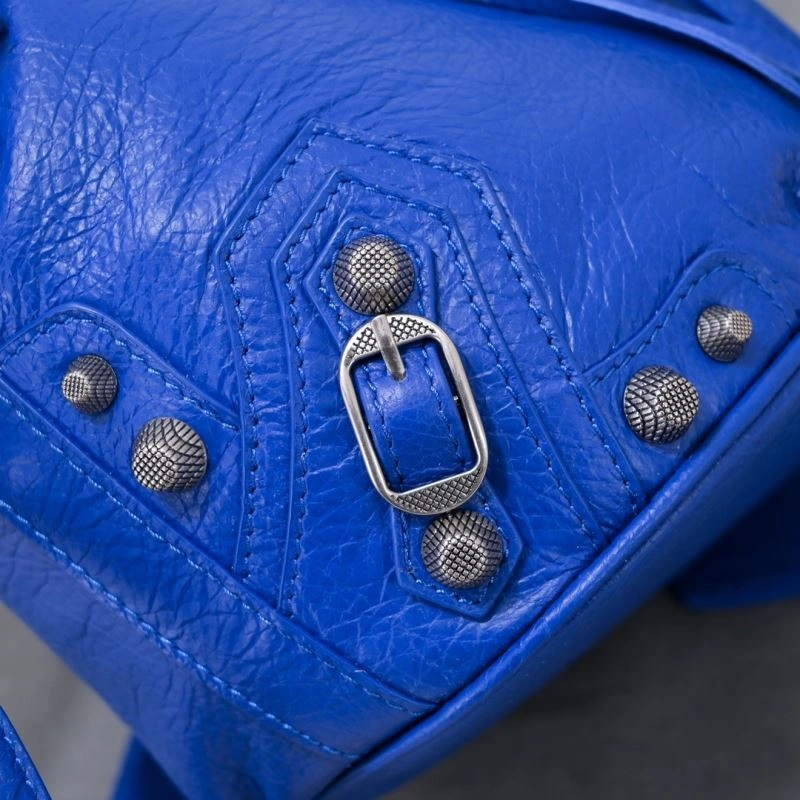 Sophisticated Balenciaga Le Cagole Cracked Lambskin Bucket Bag with Heart Mirror 75365