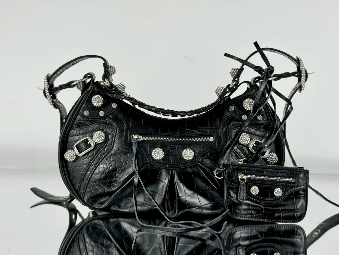 Balenciaga Le Cagole Crocodile-Embossed Half-Moon Bag HighQuality 61070