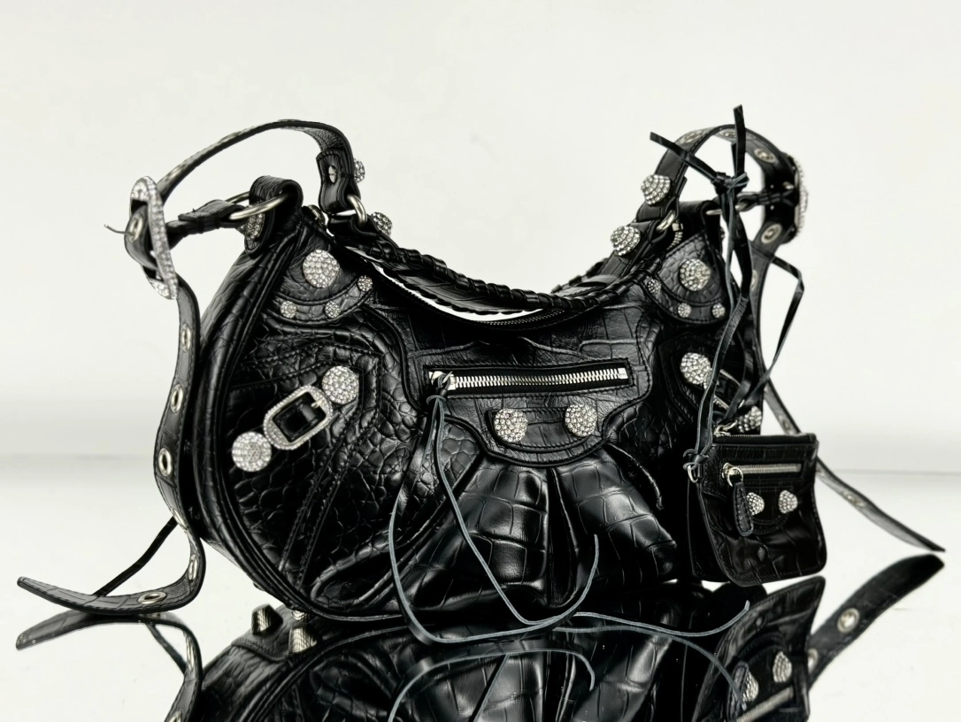 Balenciaga Le Cagole Crocodile-Embossed Half-Moon Bag HighQuality 61070