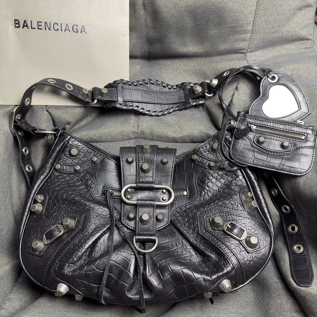 Attractive Balenciaga Le Cagole Exploded Sheepskin Half-Moon Bag 61091