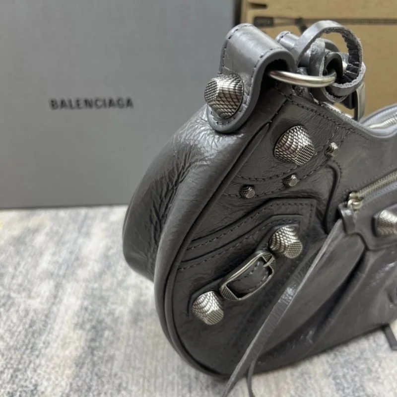 Breathable Balenciaga Le Cagole Gray Leather Half-Moon Bag 38364