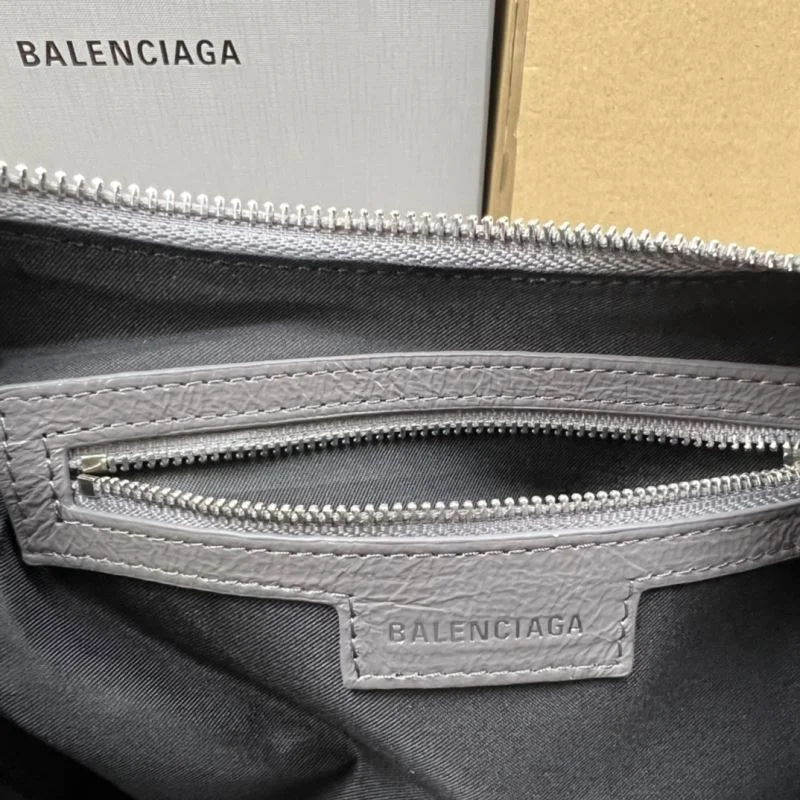 Breathable Balenciaga Le Cagole Gray Leather Half-Moon Bag 38364