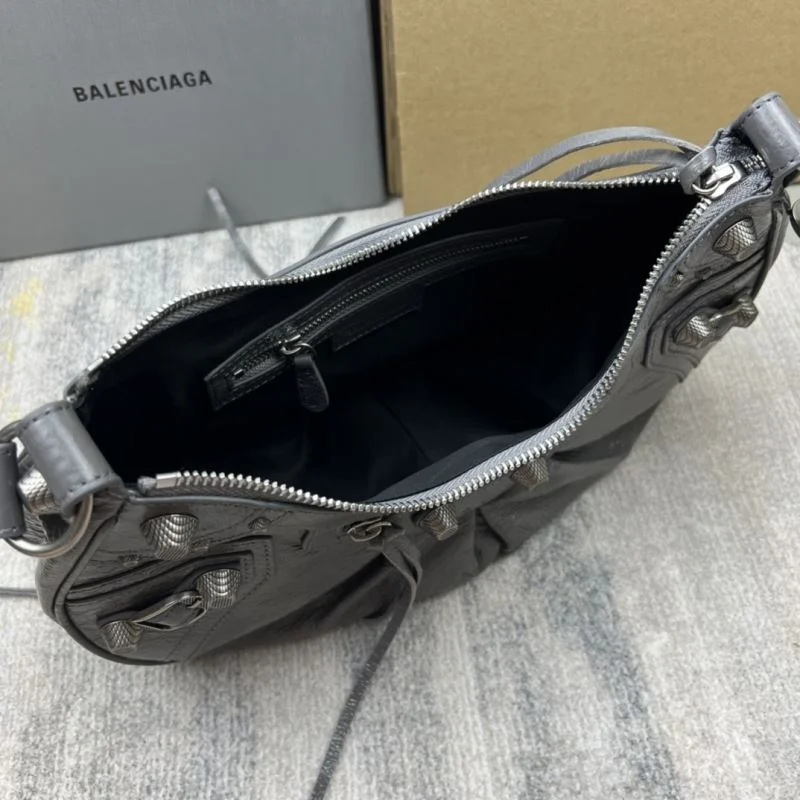 Breathable Balenciaga Le Cagole Gray Leather Half-Moon Bag 38364