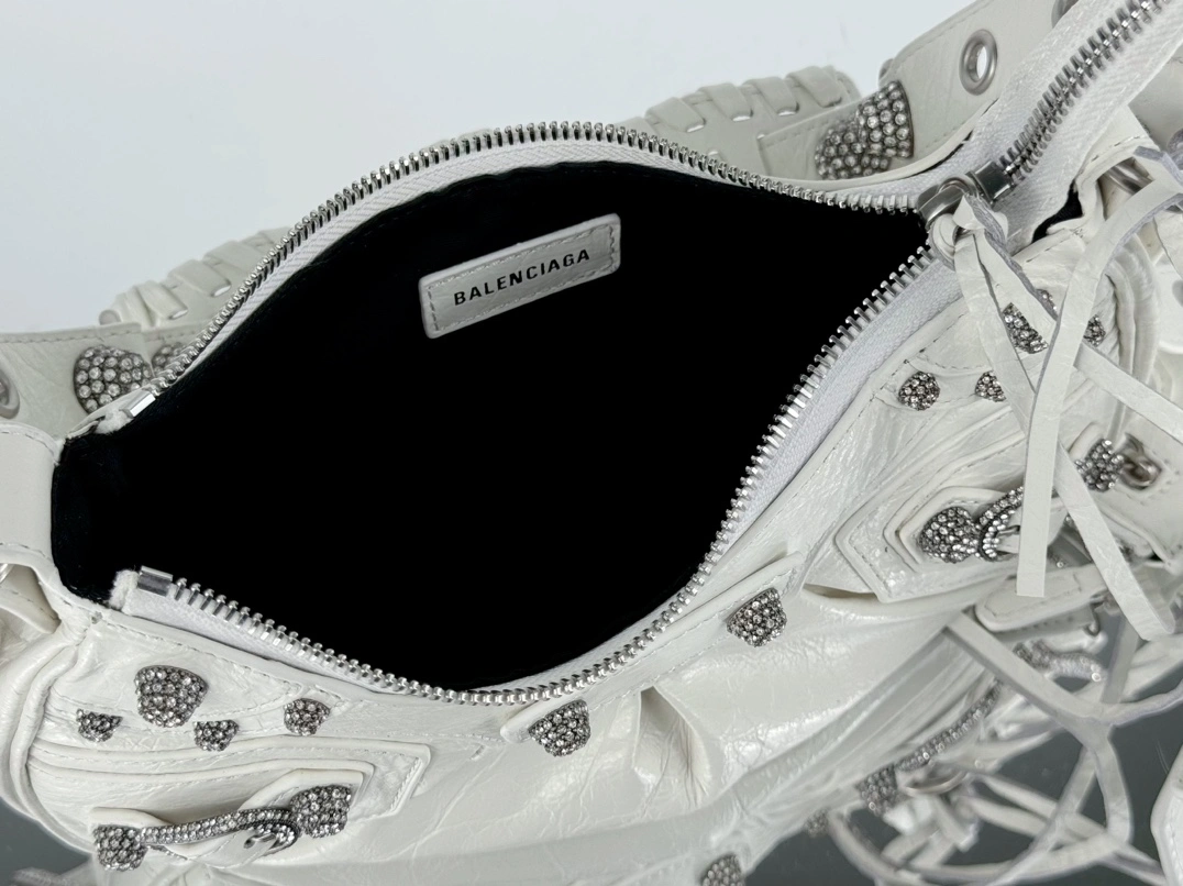 Balenciaga Le Cagole Half-Moon Dumpling Bag - Small White Wax Seasonal 61075