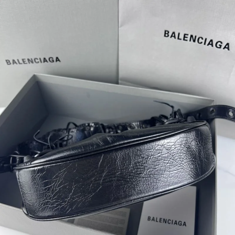Balenciaga Le Cagole Half-Moon Dumpling Bag in Black Wax TravelReady 38339