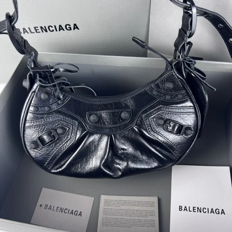 Balenciaga Le Cagole Half-Moon Dumpling Bag in Black Wax TravelReady 38339