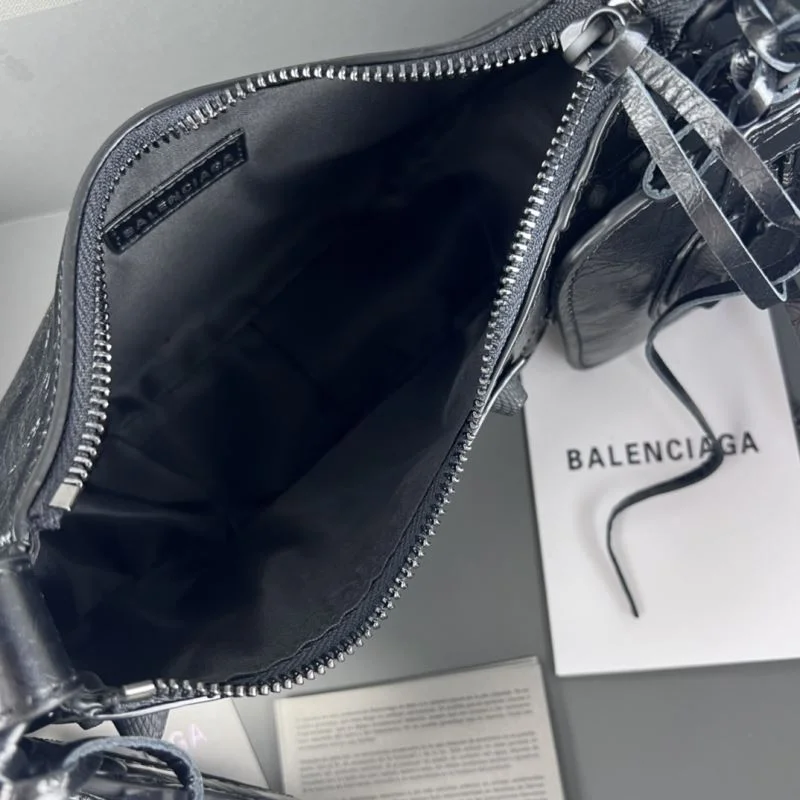Balenciaga Le Cagole Half-Moon Dumpling Bag in Black Wax TravelReady 38339