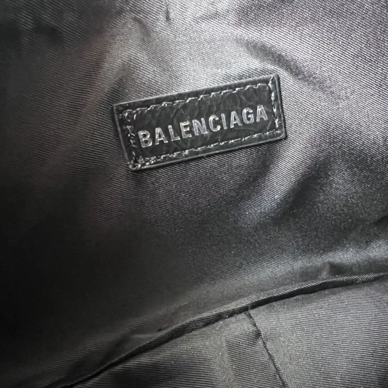 Balenciaga Le Cagole Half-Moon Dumpling Bag in Black Wax TravelReady 38339