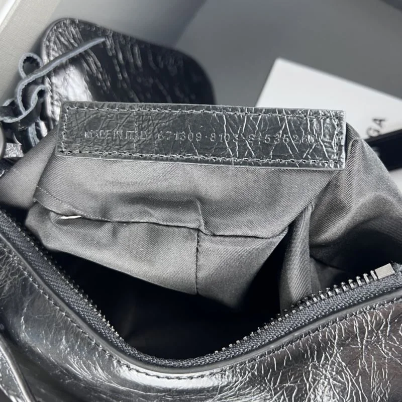 Balenciaga Le Cagole Half-Moon Dumpling Bag in Black Wax TravelReady 38339