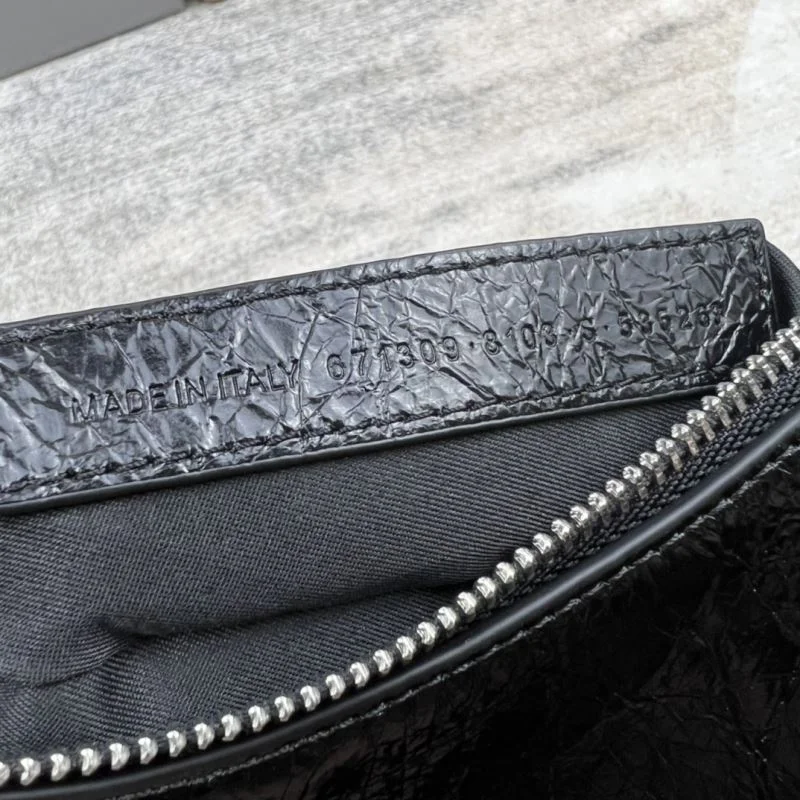 EyeCatching Balenciaga Le Cagole Half-Moon Shoulder Bag in Oil Wax Leather 38366