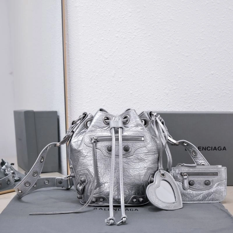 Balenciaga Le Cagole Heart-Mirror Bucket Bag in Crackling Lambskin Thermal 75359