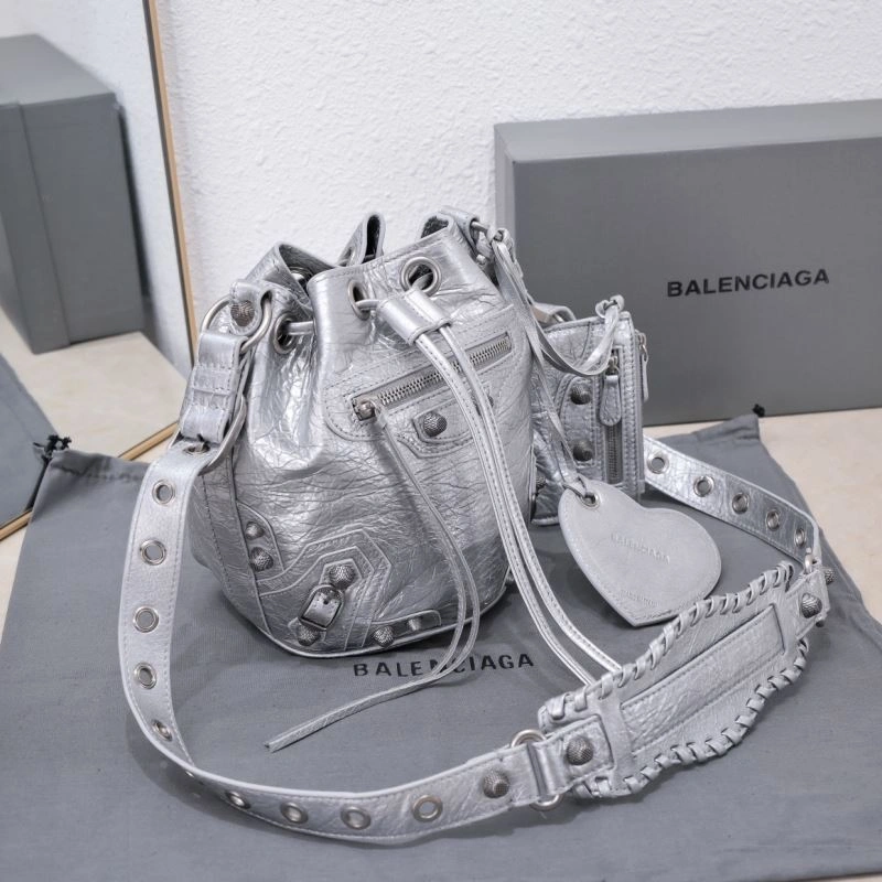Balenciaga Le Cagole Heart-Mirror Bucket Bag in Crackling Lambskin Thermal 75359