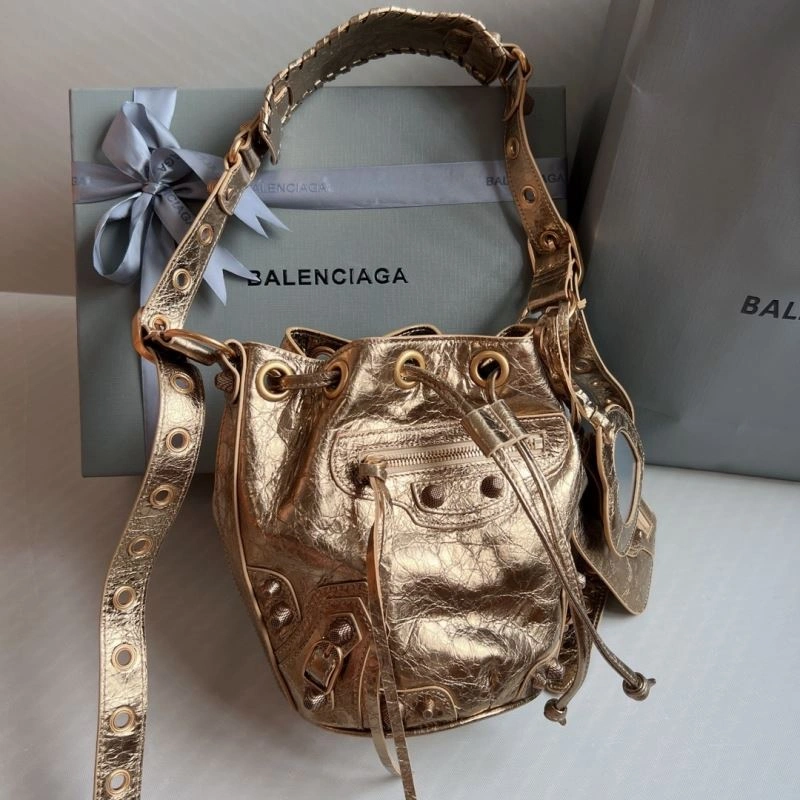 Balenciaga Le Cagole Heart-Mirror Bucket Bag in Lambskin GoodFit 75345