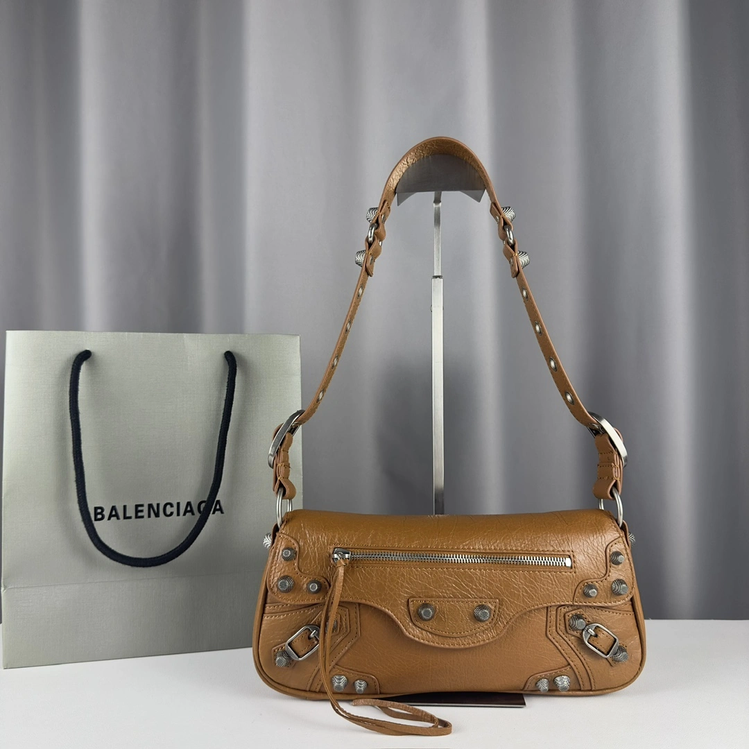 Sporty Balenciaga Le Cagole Large Lambskin Sling Bag 600 Baguette 61102