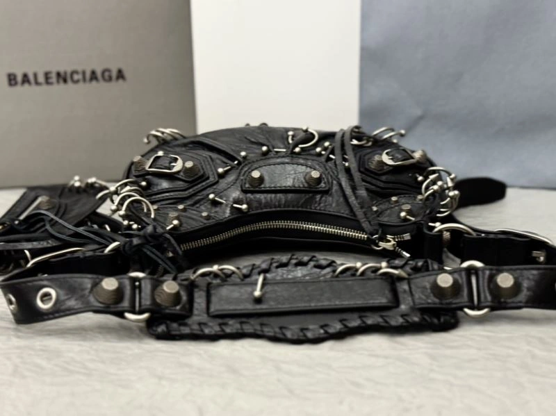 EasyMatch Balenciaga Le Cagole Limited Edition Studded Moto Bag 72693