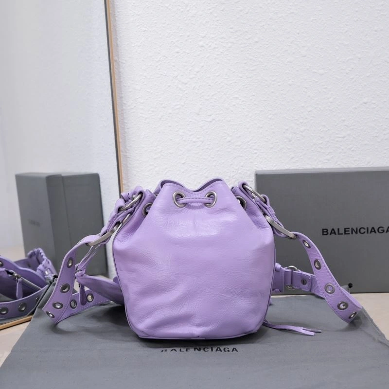 Balenciaga Le Cagole Luxe Heart Mirror Bucket Bag QuickDry 75341