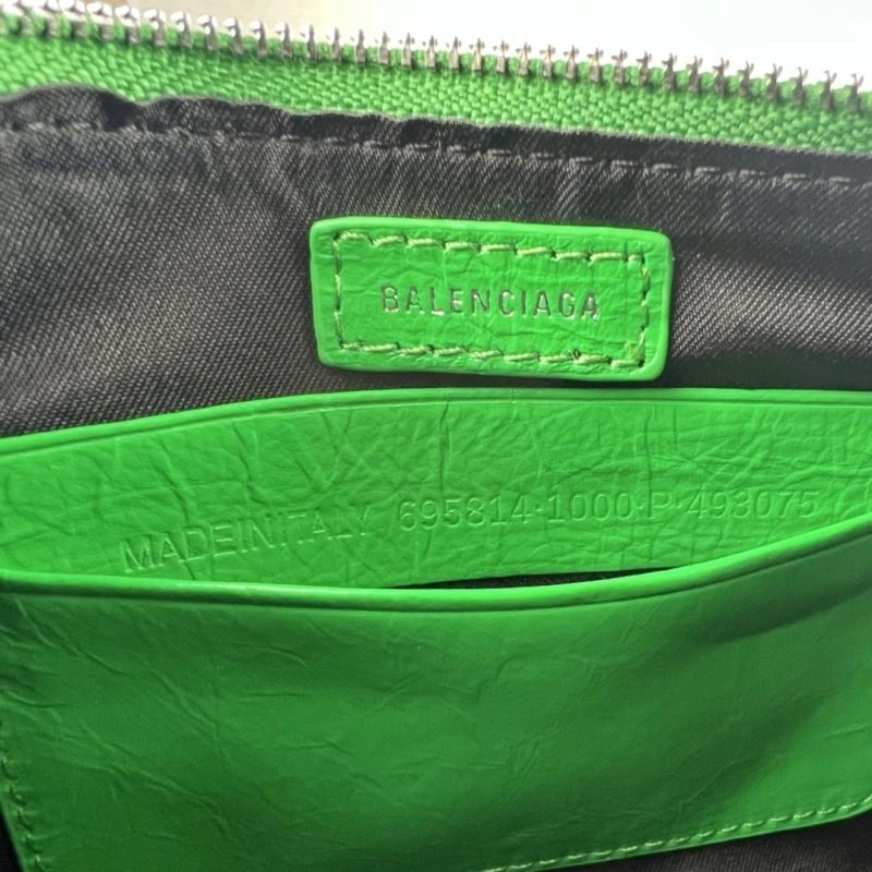 EyeCatching Balenciaga Le Cagole Mini Cracked Green Silver Buckle Bag 78812