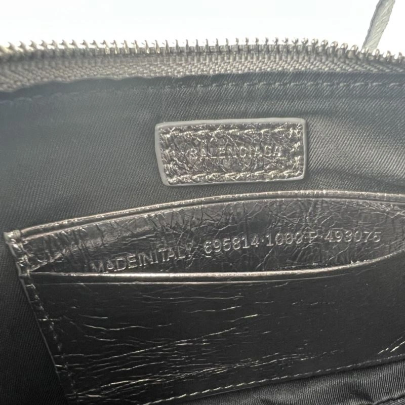 Contemporary Balenciaga Le Cagole Mini Cracked Silver Bag with Silver Buckle 78814